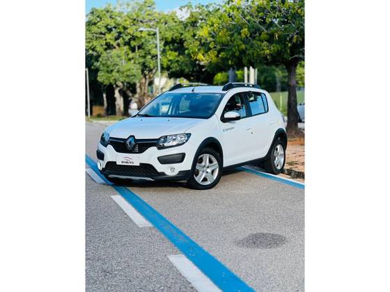 RENAULT SANDERO 1.6 16V SCE FLEX STEPWAY DYNAMIQUE EASY-R RENAULT SANDERO 1.6 16V SCE FLEX STEPWAY DYNAMIQUE EASY-R